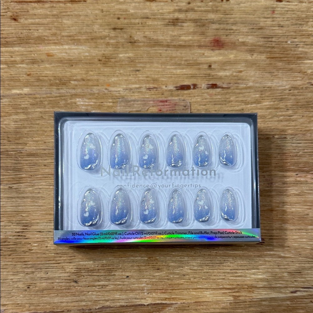 Holographic Press-On Nails